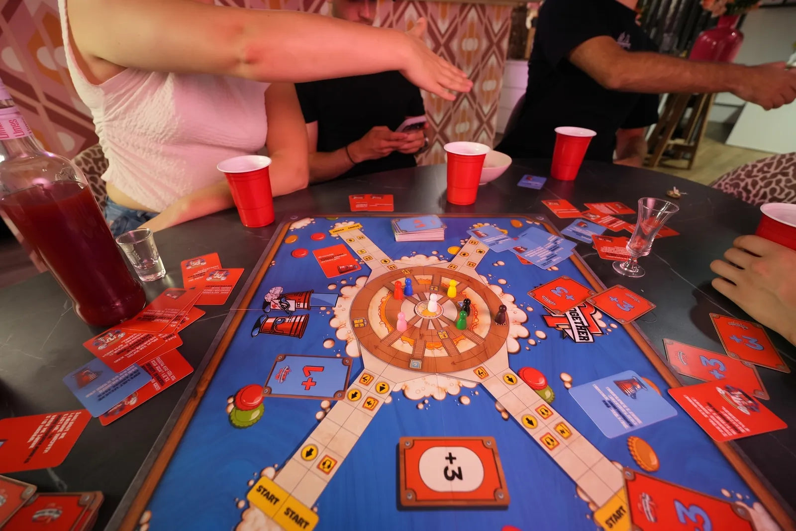Spelbord van bovenaf tijdens een potje