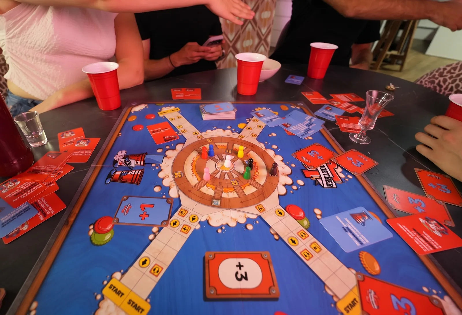 Spelbord van bovenaf tijdens een potje
